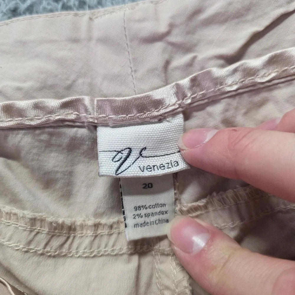 Venezia Womens 20 Cargo Capri Pants Tan Khaki Cotton Stretch Utility 5845